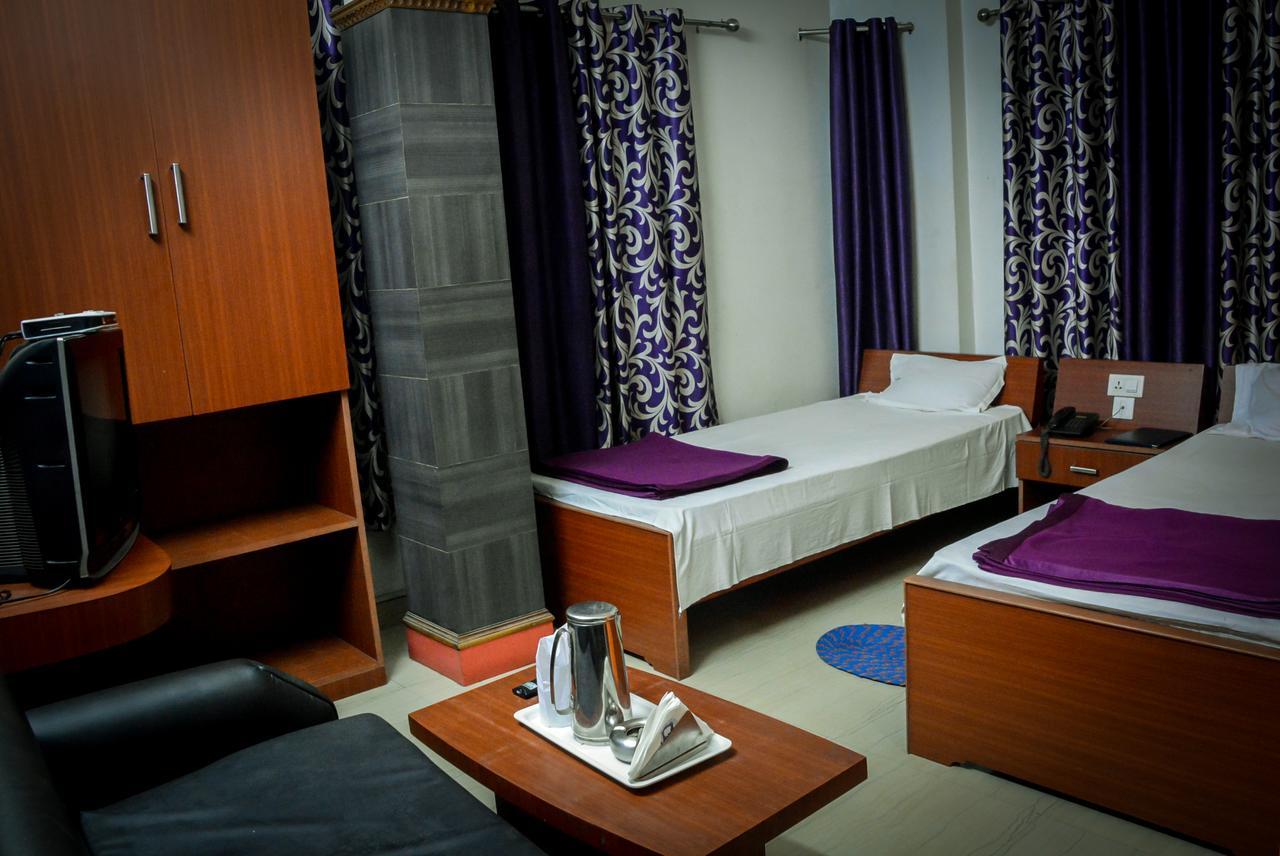 Hotel Galaxy International Koch Bihar Bagian luar foto