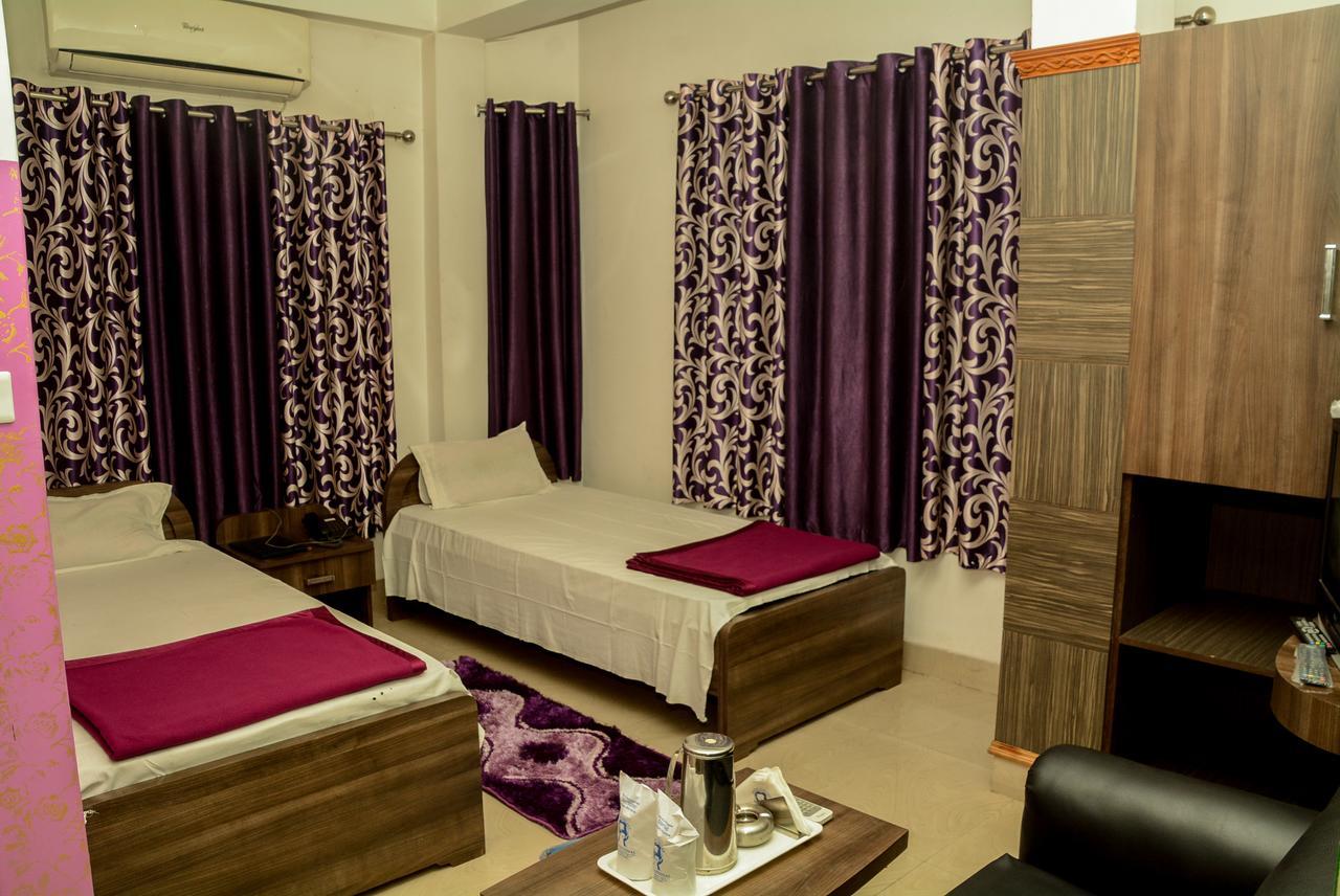 Hotel Galaxy International Koch Bihar Bagian luar foto