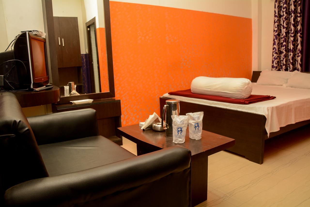 Hotel Galaxy International Koch Bihar Bagian luar foto
